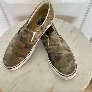 Vans Classic Slip On Camo Mens 10